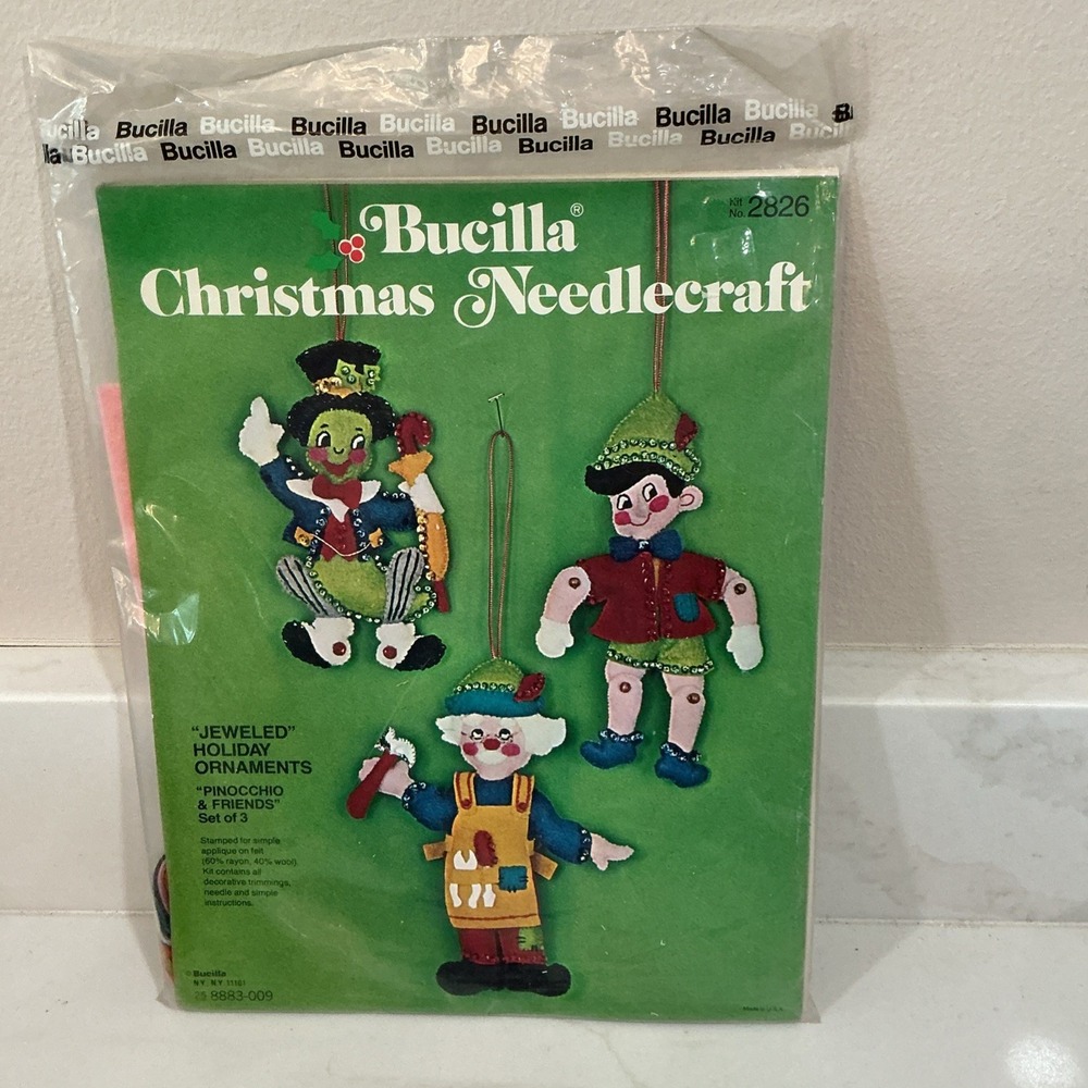 NOS Bucilla Christmas Needlecraft Kit #2826 Pinocchio & Friends NEW SEALED